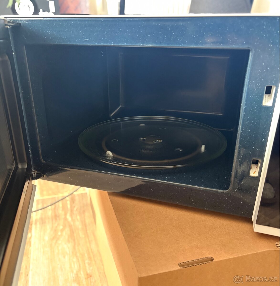 Mikrovlnná trouba Samsung - 4