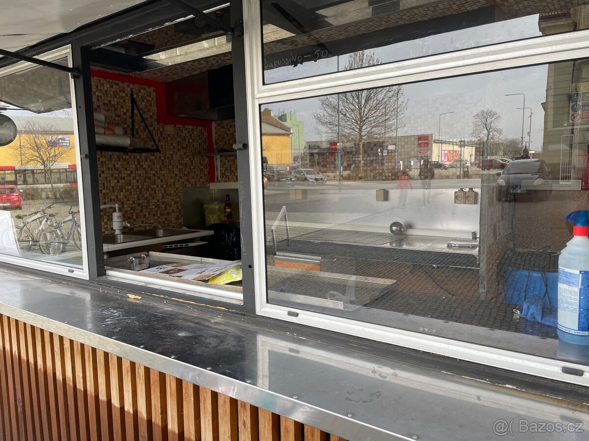 Prodejní stánek - 4