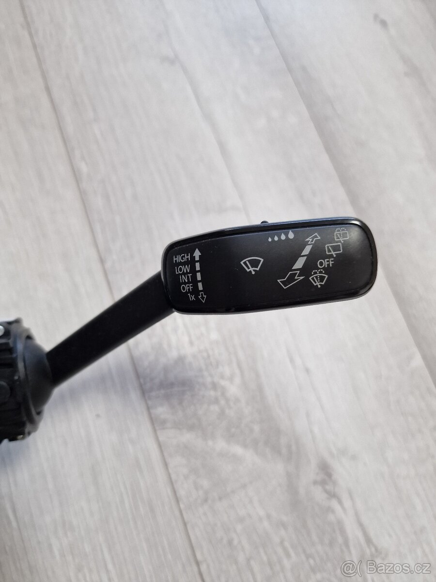 Lukas Škoda - podvolantový kroužek + páčky - 4