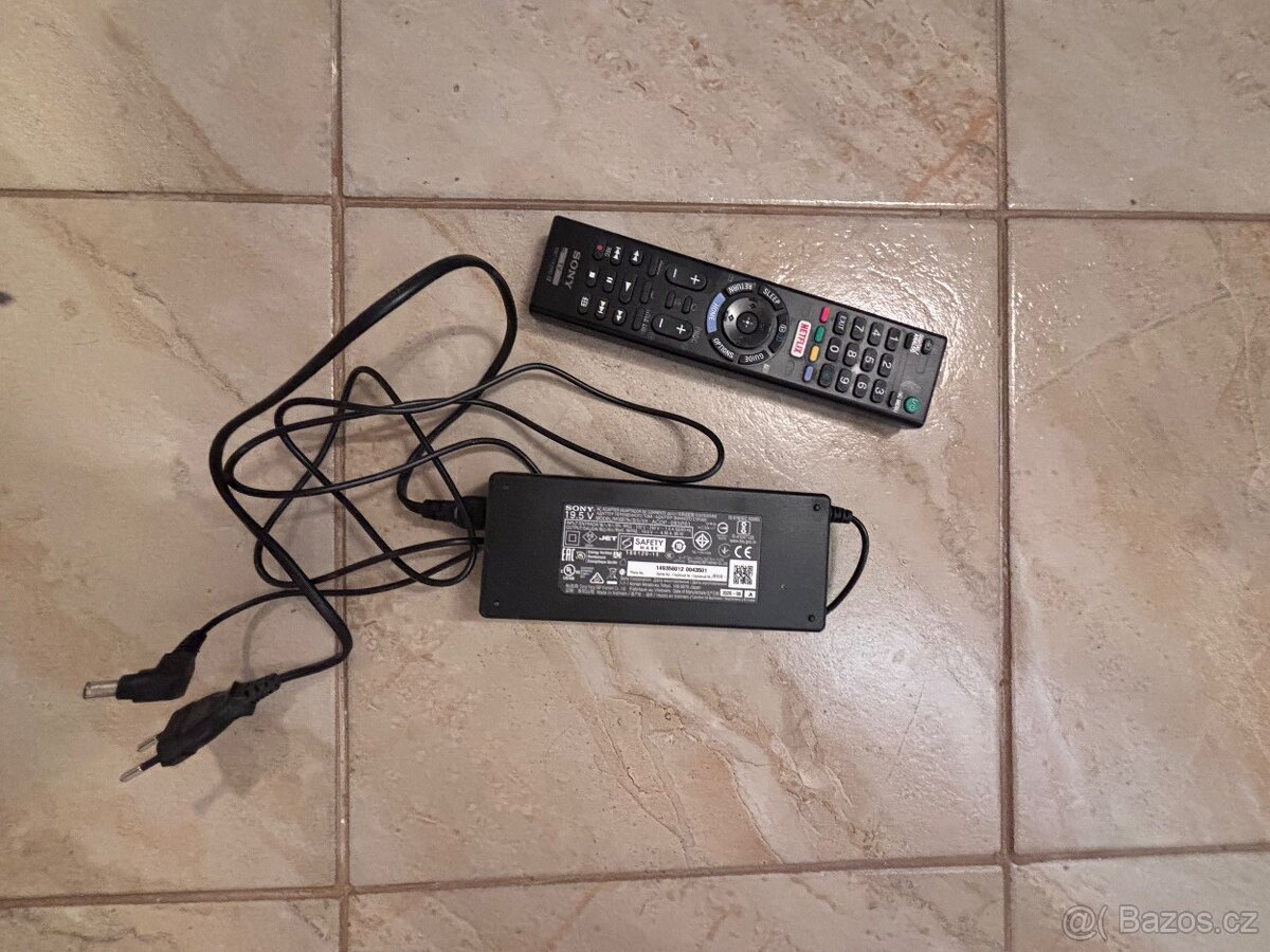 Sony Bravia KDL-32WD757 - 4