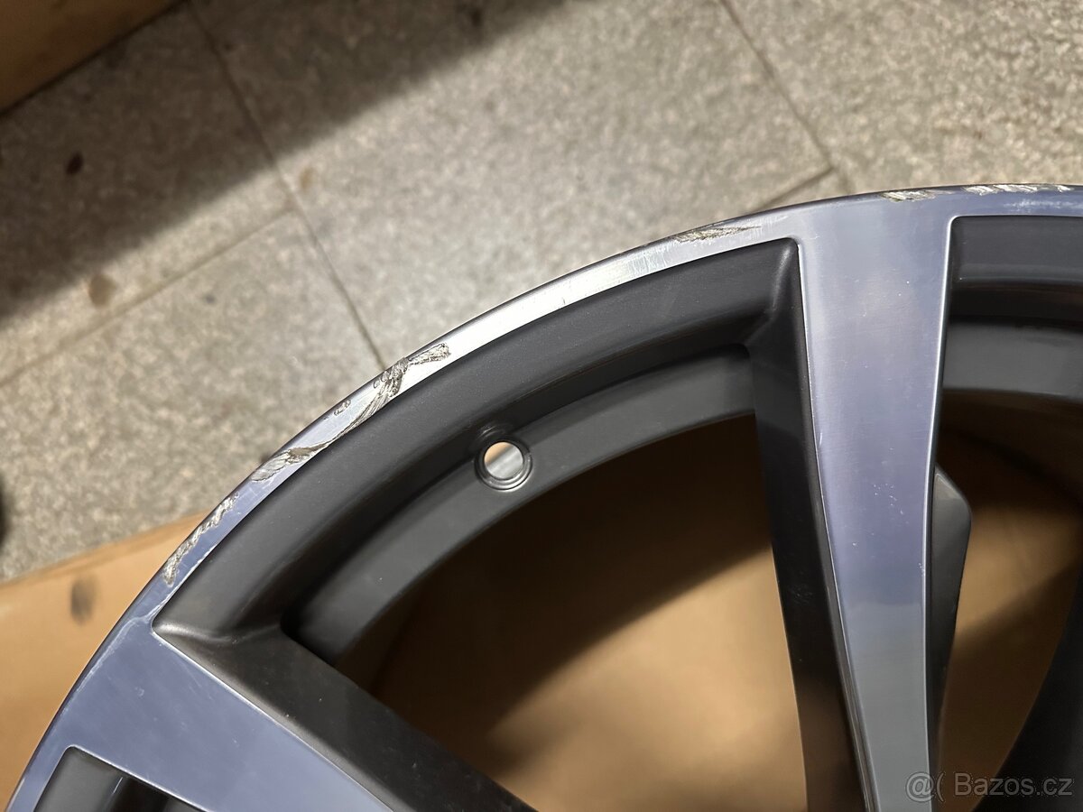5x120 R20 - 4