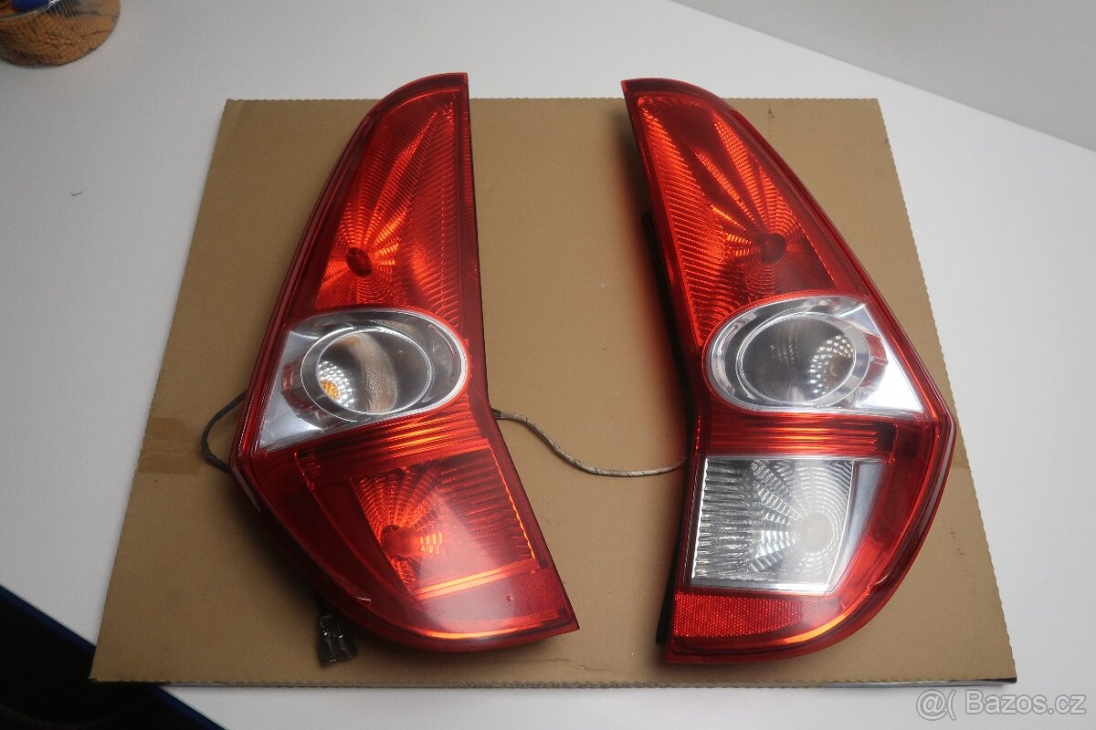 Zadní světla Suzuki SPLASH - 4