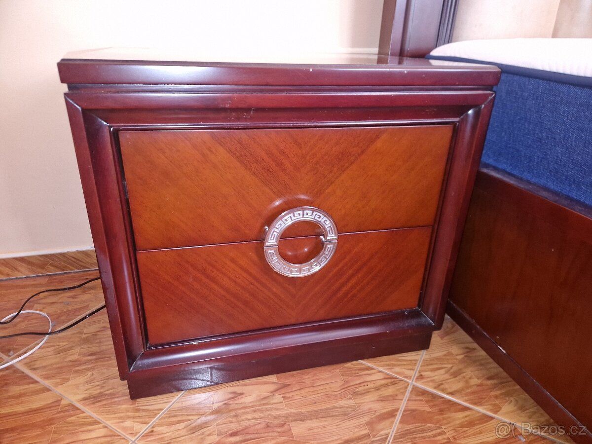 Ložnice skříně stolky - 4