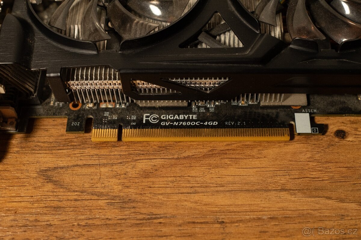 Prodám Gigabyte GeForce GTX 760 WindForce 3X OC 4 GB Rev. 2. - 4
