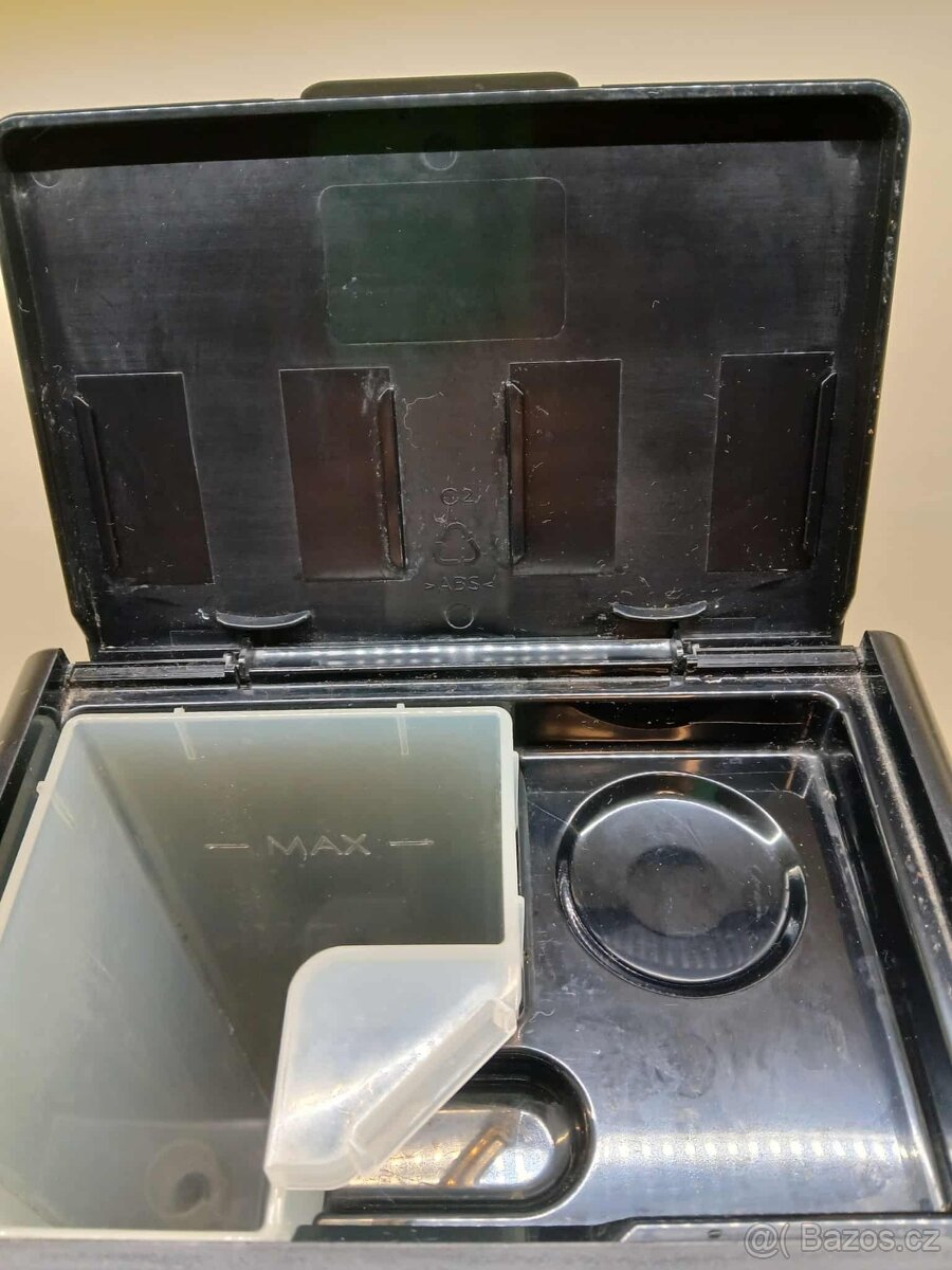 Pákový kávovar DeLonghi ECP33.21 - 4