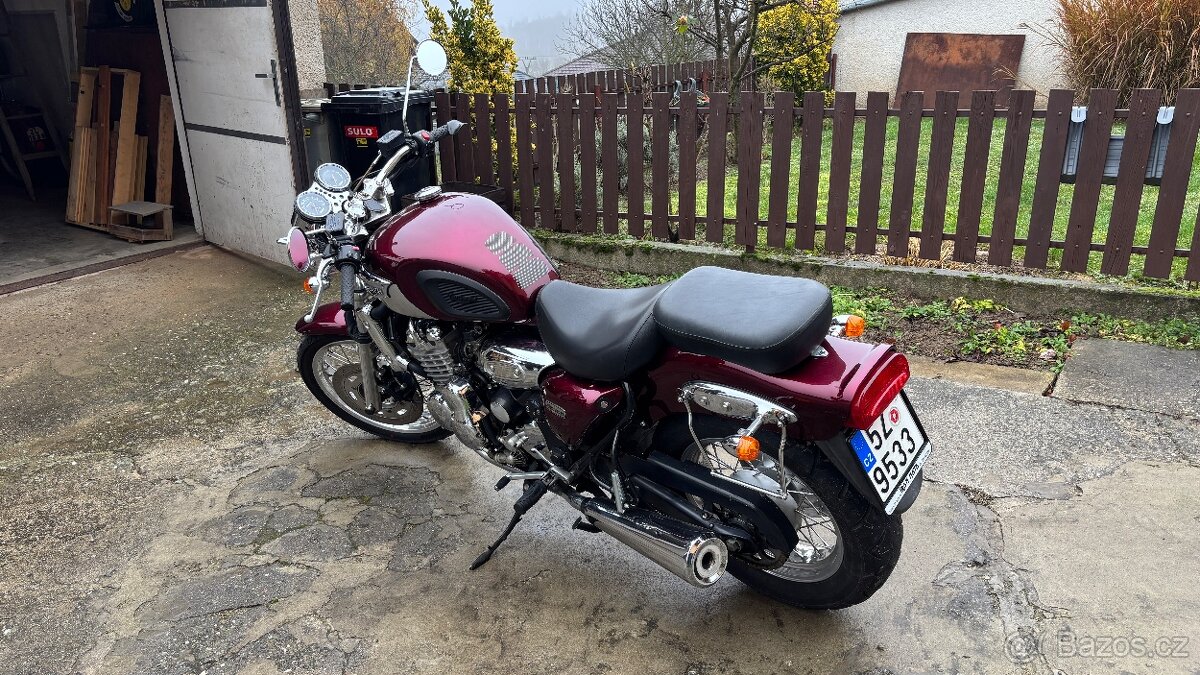 Triumph Adventurer - 4