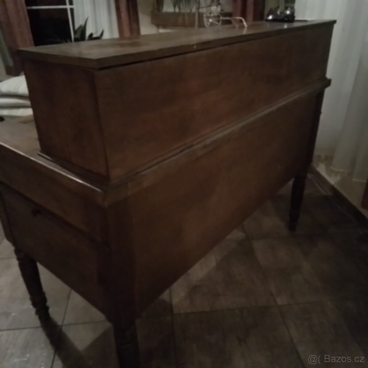 Starý psací stul - 4