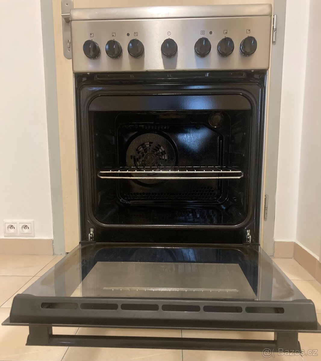 Sklokeramický sporák Electrolux - 4