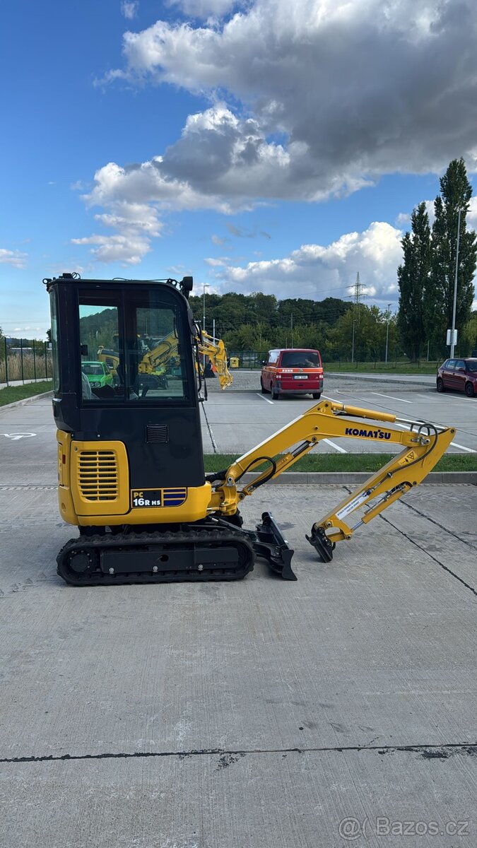 KOMATSU PC16 NOVE - 4
