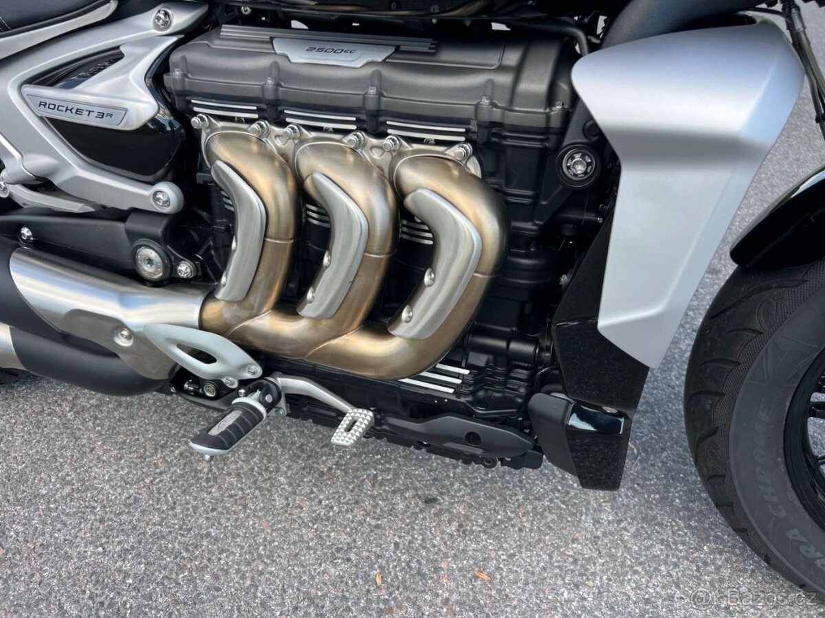 Triumph Rocket 3 R - 4
