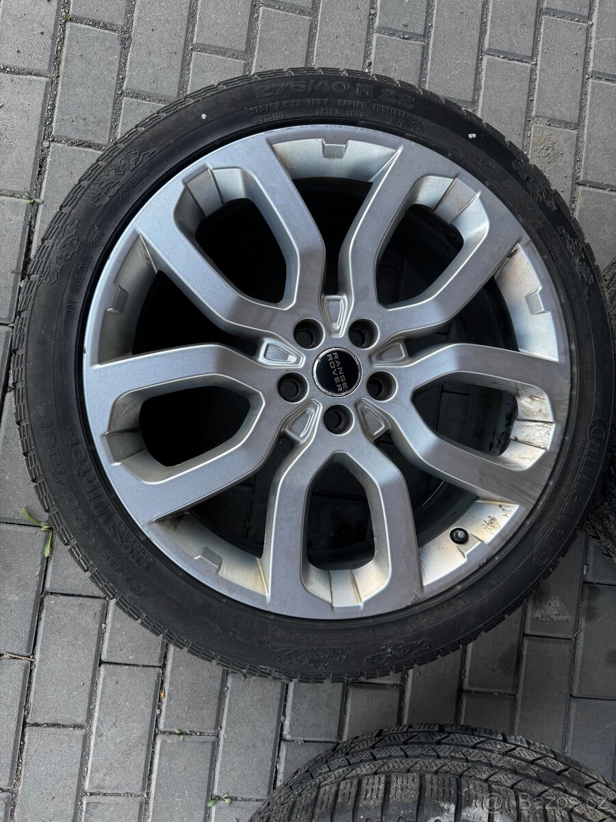 Kola 275/40 R22 Land Rover Range Rover