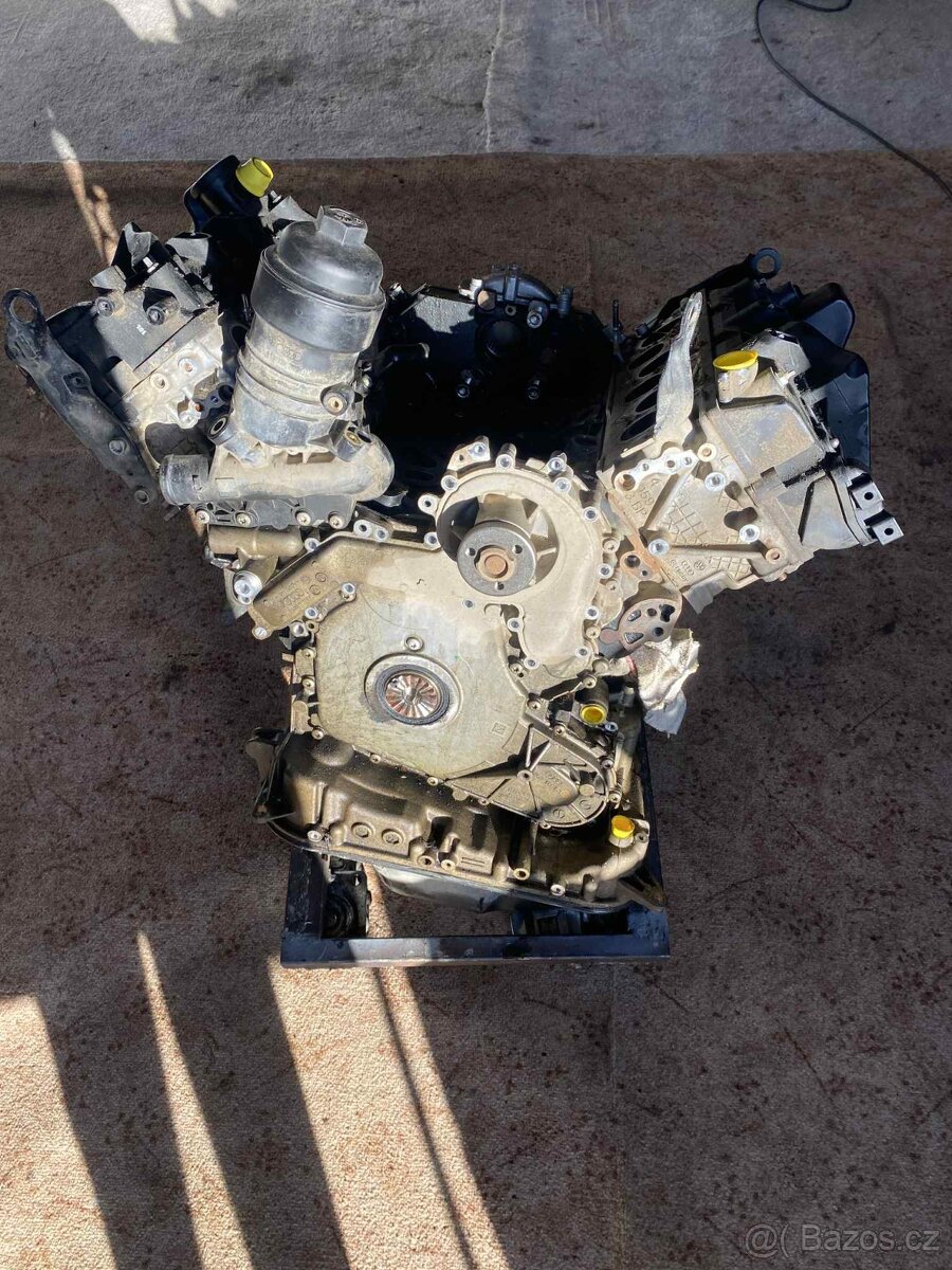 Prodám motor VW Amarok 3,0/120 kW TDI – DDXA