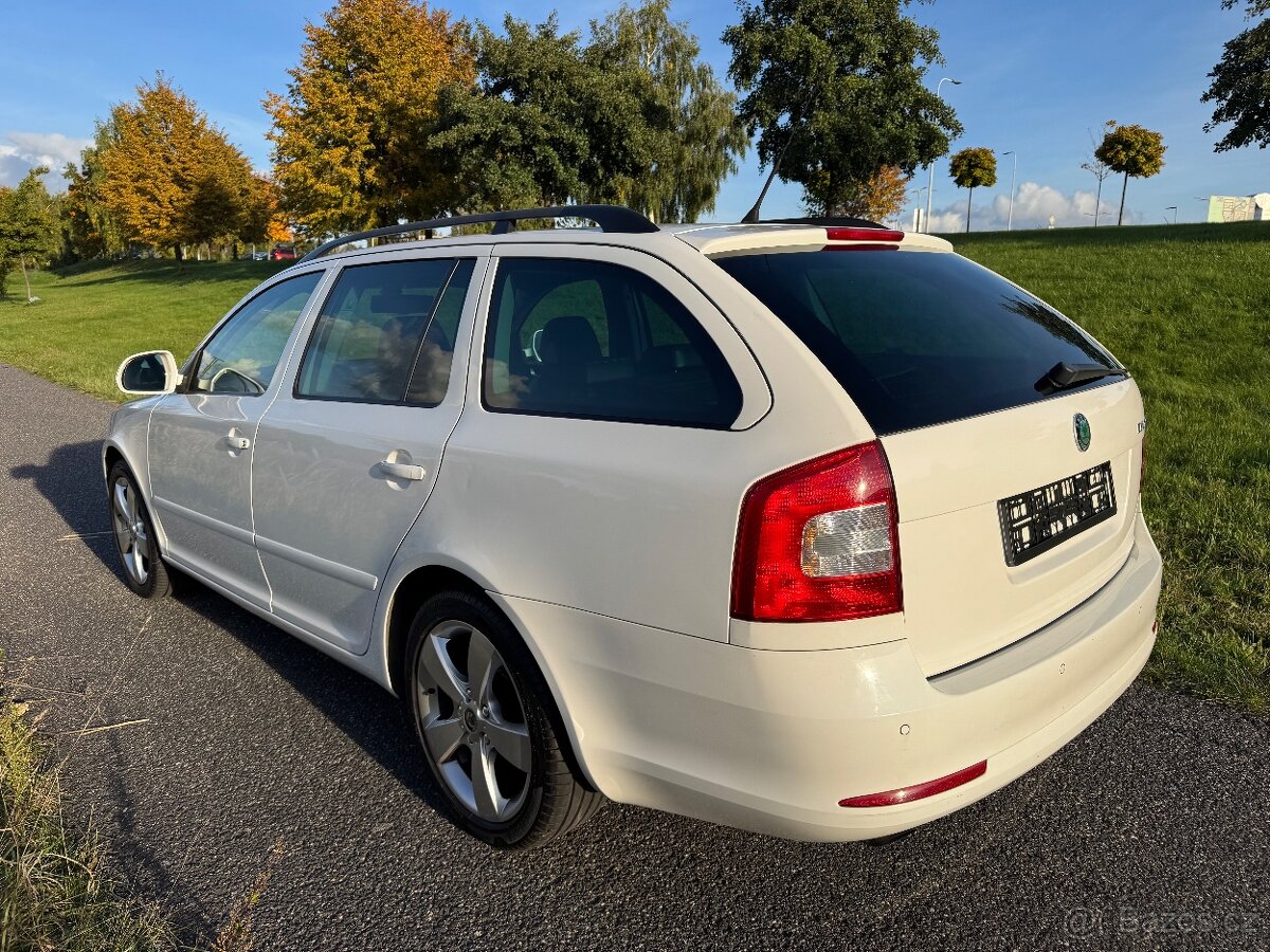ŠKODA OCTAVIA II 1.6 TDI COMBI/ZÁRUKA/PODZIMNÍ SLEVA - 4
