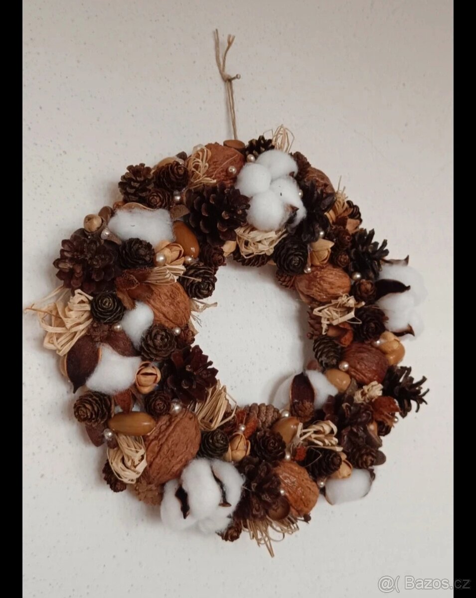 Přírodní věnec, šišky, žaludy, pistácie, ořechy - 4