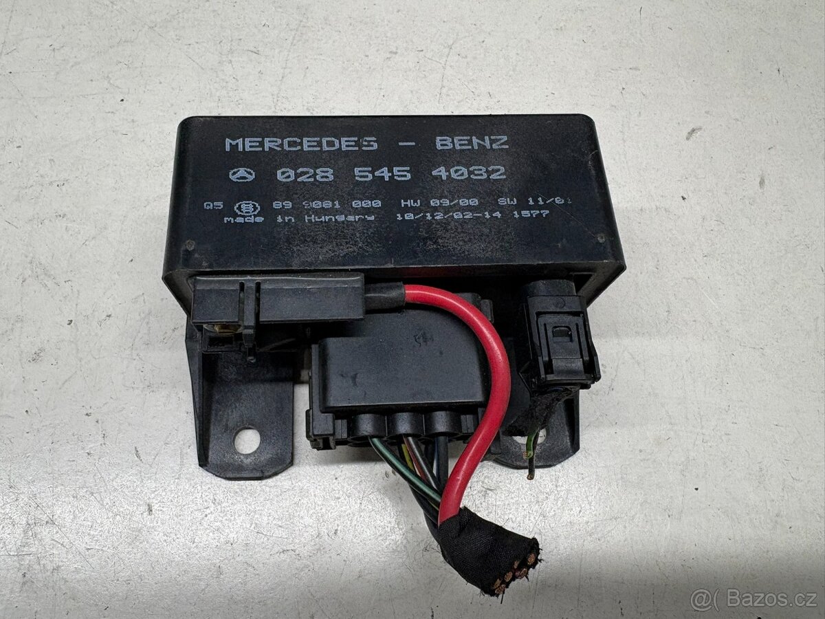//Relé žhavení MERCEDES 2.2/2.7/3.0CDi// - 4