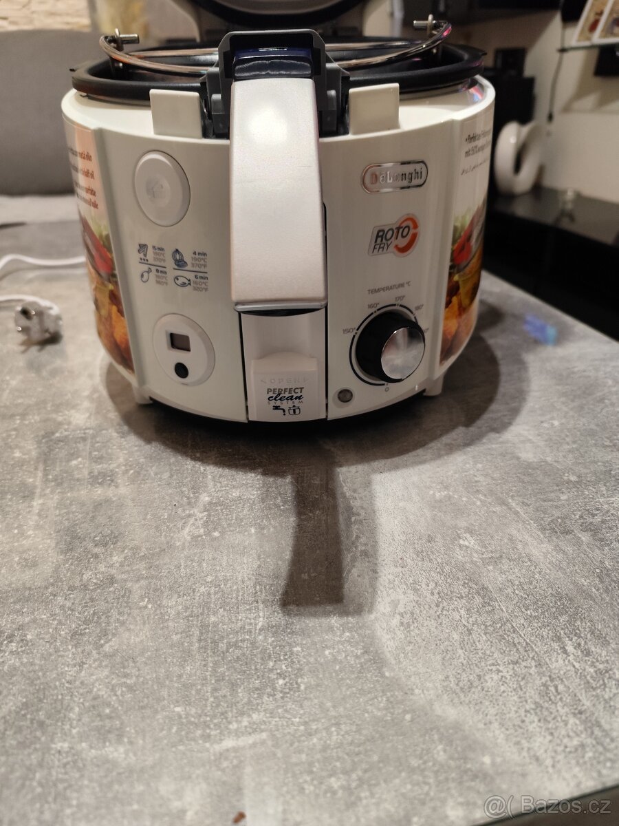 Fritovací hrnec DeLonghi - 4