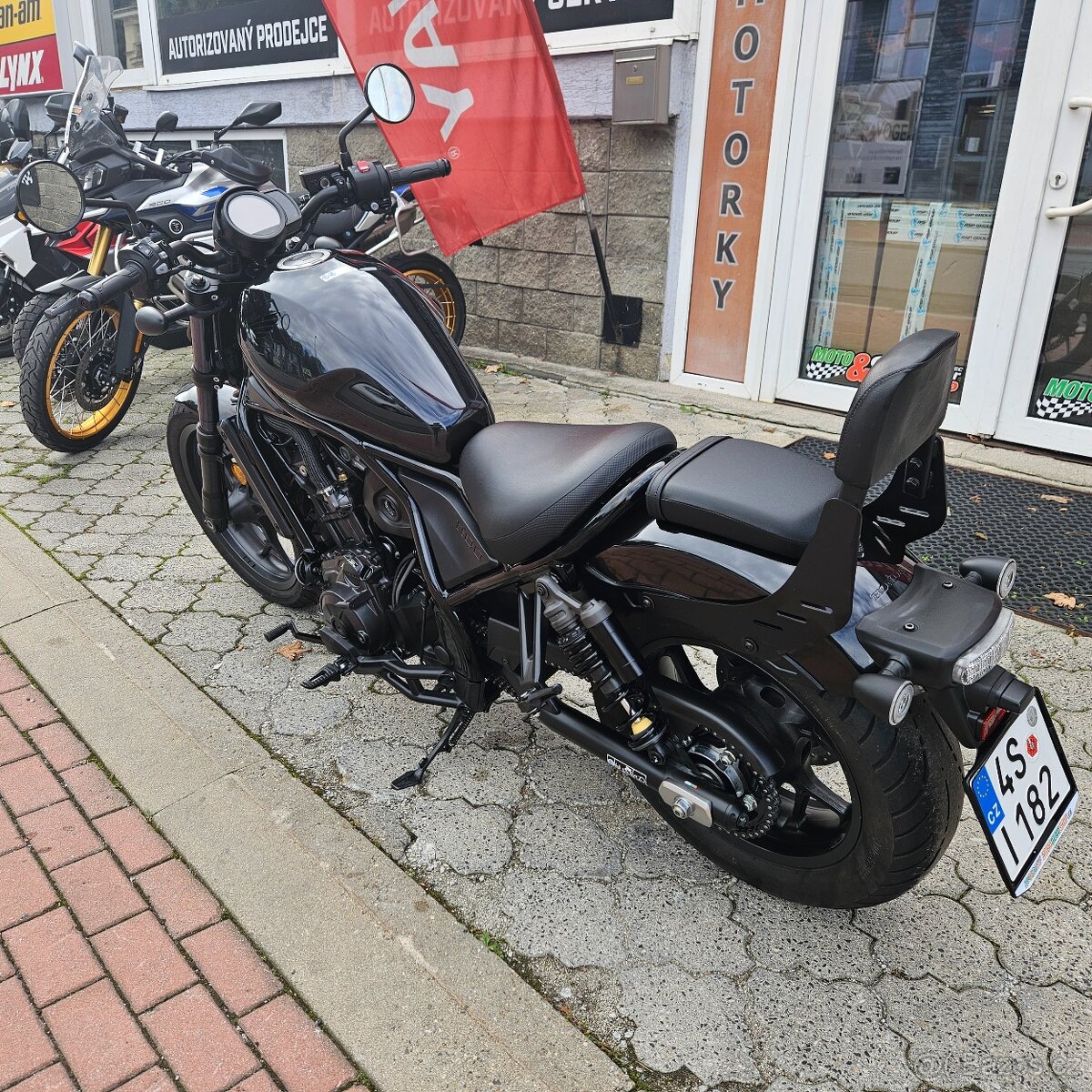 Honda CMX 1100 Rebel,tempomat, 1. maj.ČR, TOP STAV - 4