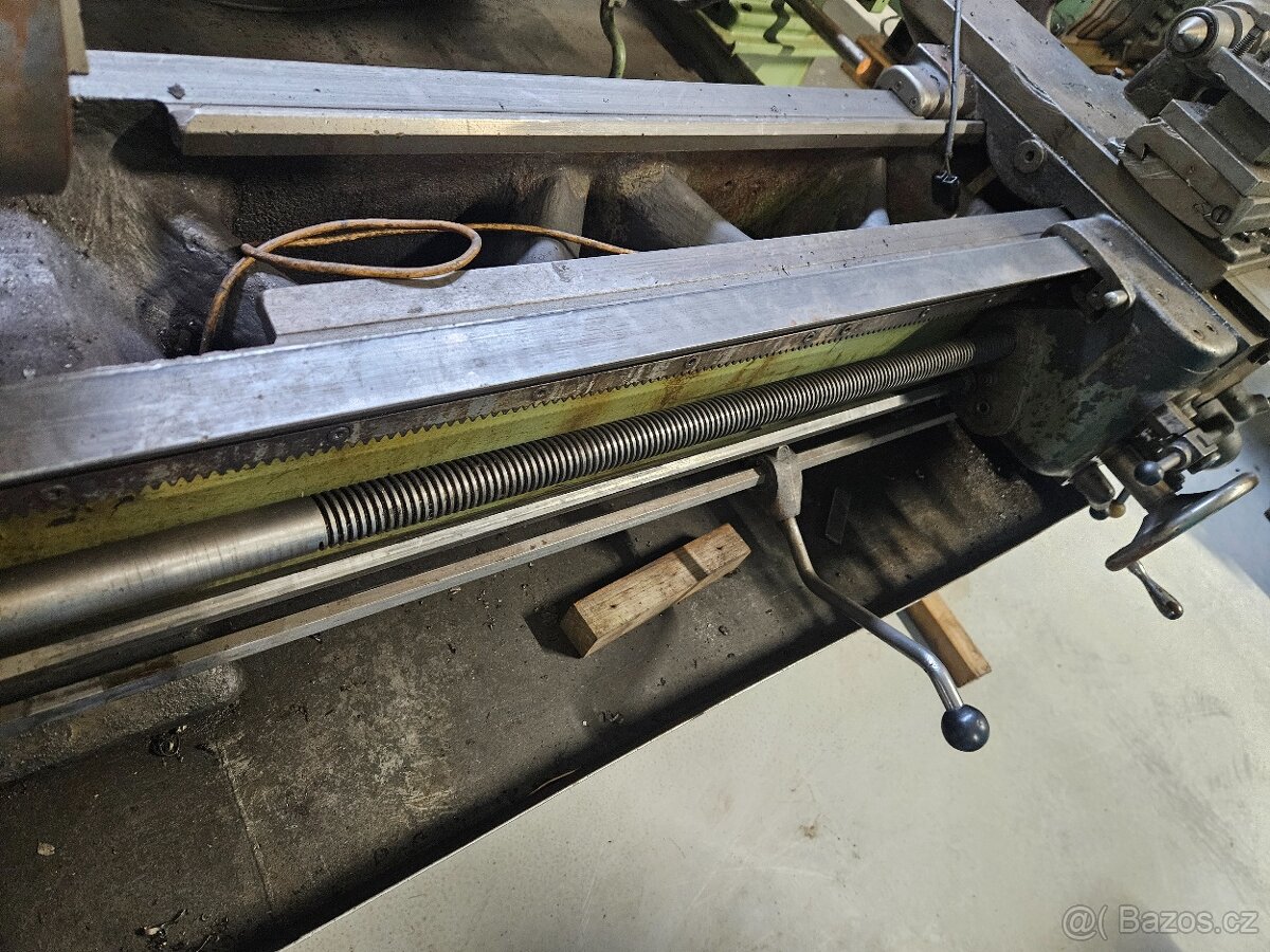 Soustruh hrotový Volman - 4