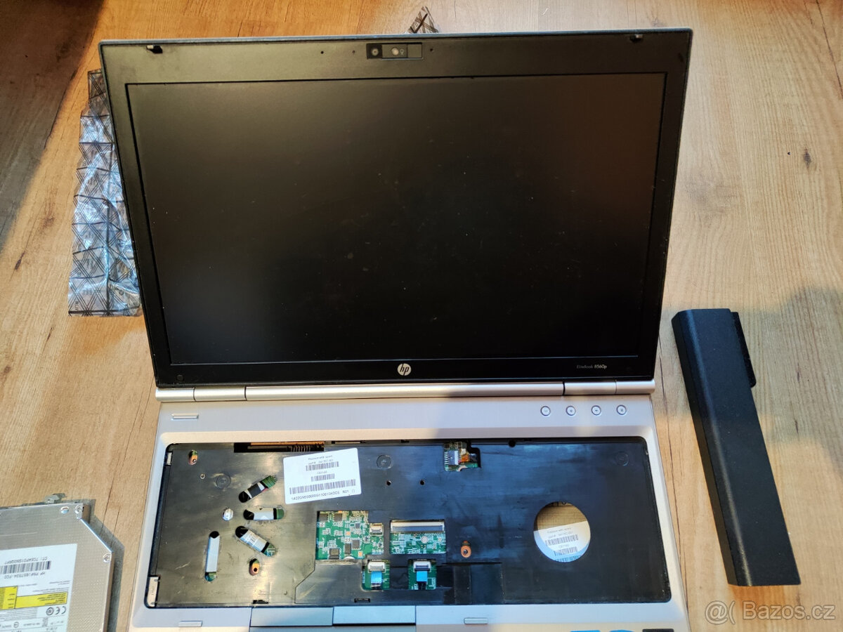 Náhradní díly z notebooku Hp Elitebook 8560p - 4