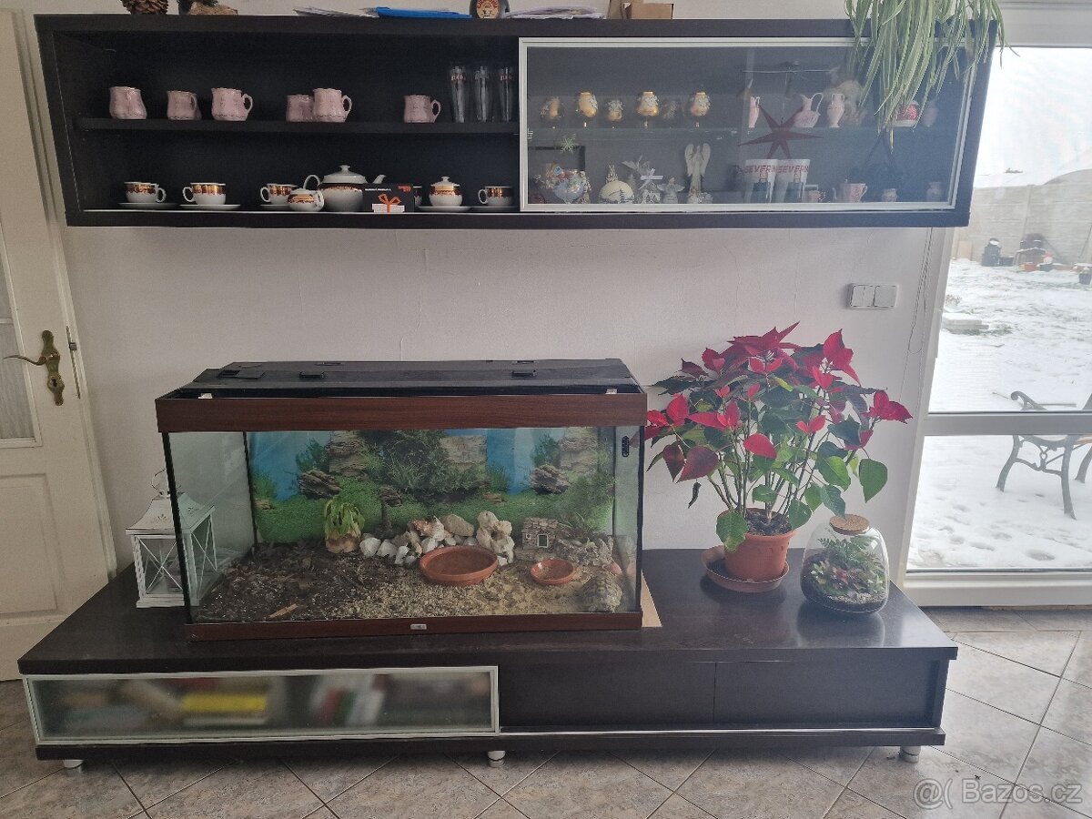 Nabízím obývací stěnu +stůl zdarma - 4