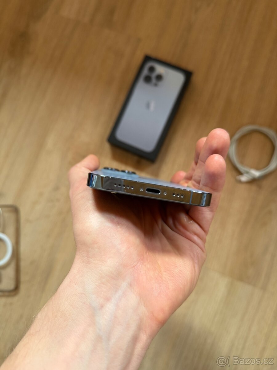 iPhone 13 Pro, 256 GB, barva Sierra Blue - 4
