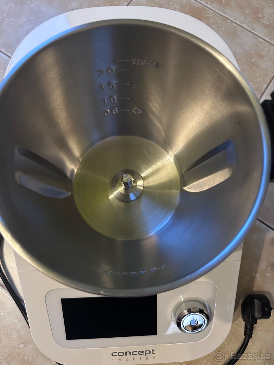 Multifunkční kuchyňský robot INSPIRO RM9000 Concept - 4
