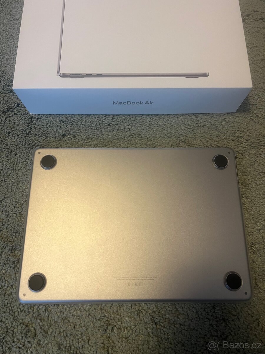 MacBook Air 13" M3 256gb, 8gb - 4