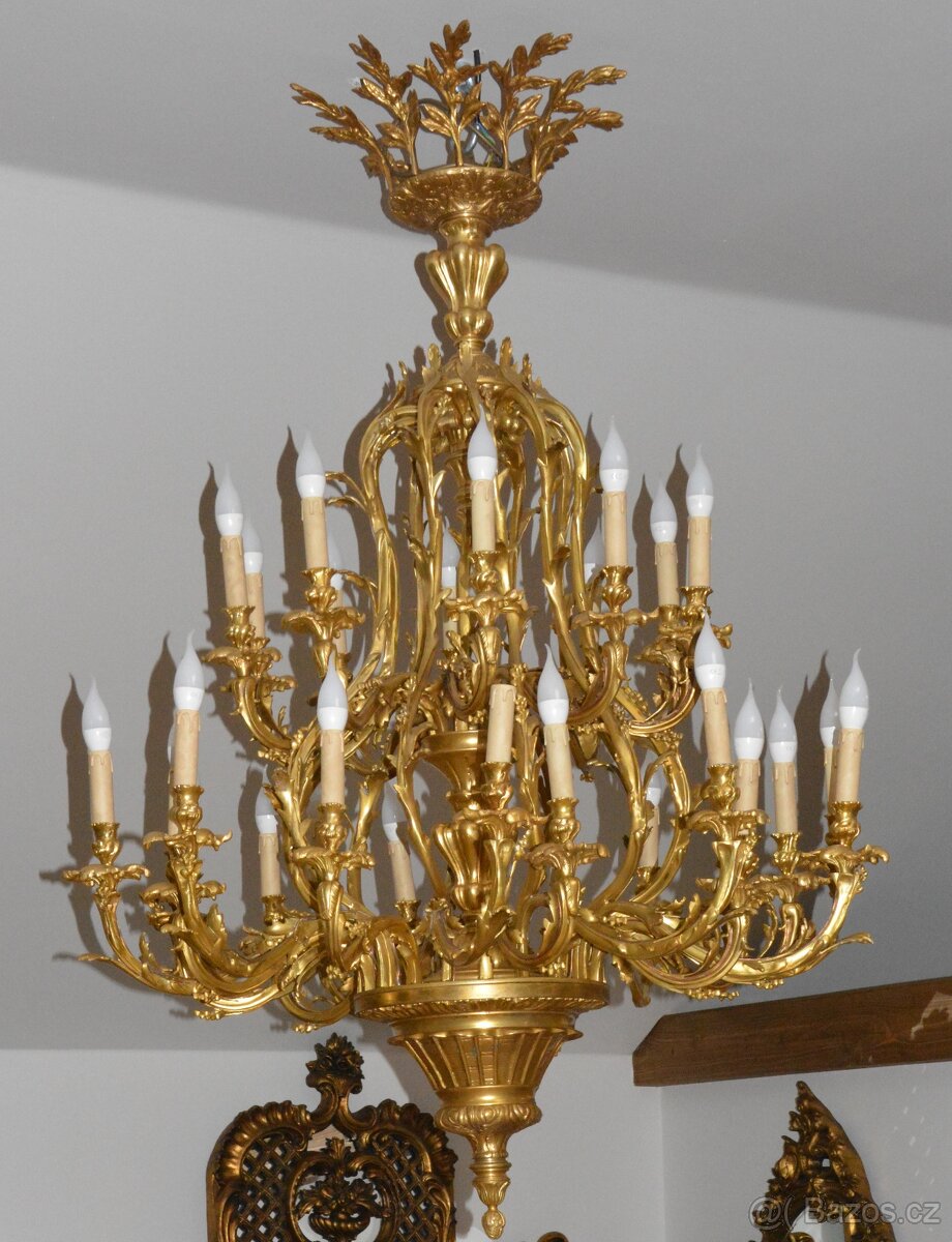 Zámecký bronzový lustr - UNIKÁT - 30 ramen - 142cm - 4
