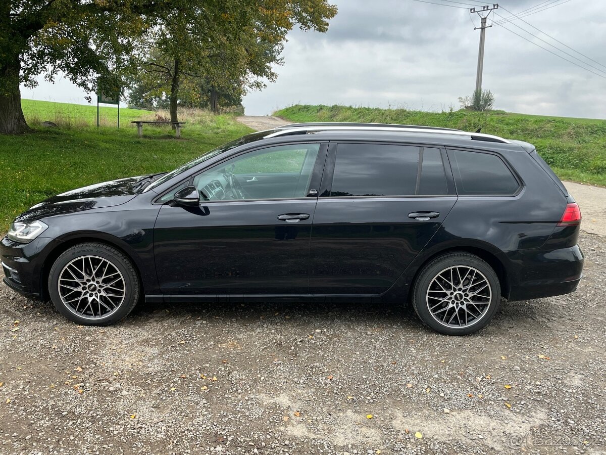 VW Golf Variant 2,0 TDi DSG 4Motion Perfektní stav - 4
