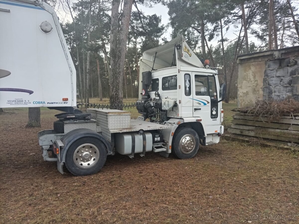 Obytný přívěs Cobra karavan - 4