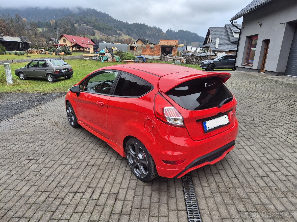 Ford Fiesta ST 1.6 134KW 2016 - 4