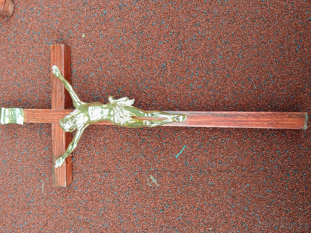 Dřevěný kříž - 4