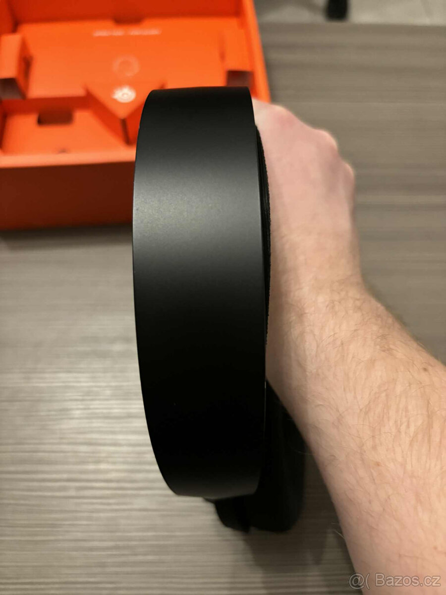 Herní sluchátka SteelSeries Arctis Nova 7 - 4