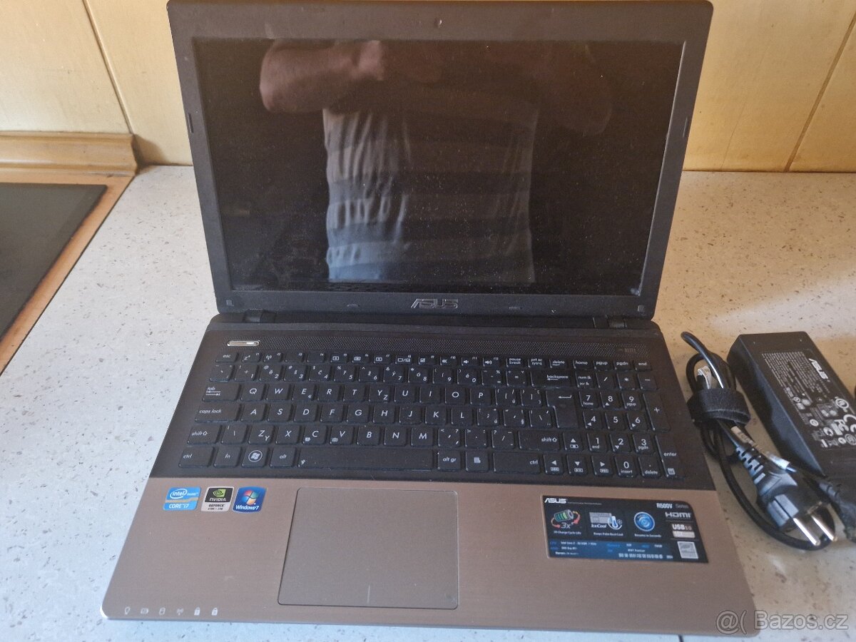 Asus R500 V - 4