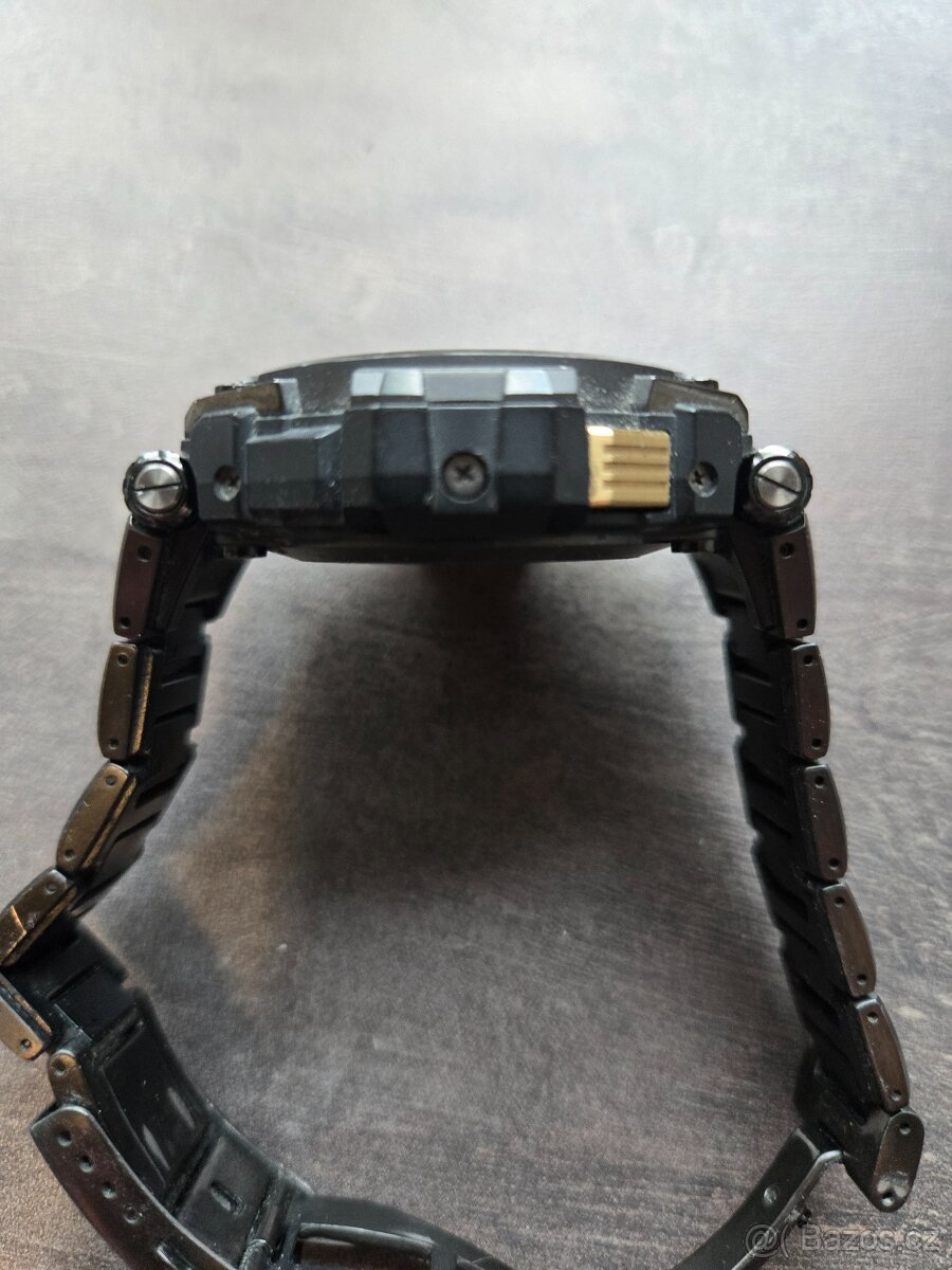 Casio MTG 1000 s gps - 4