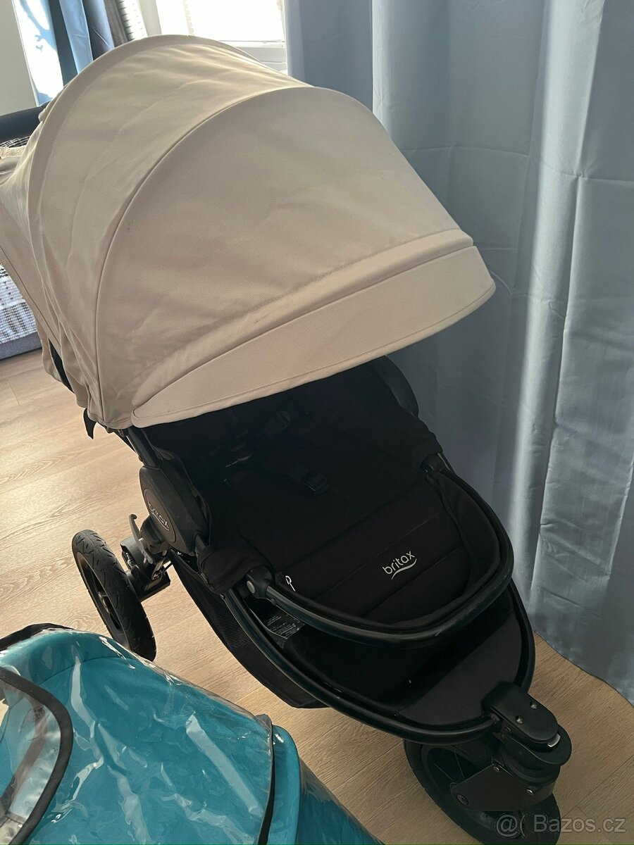 Kočárek Britax - 4