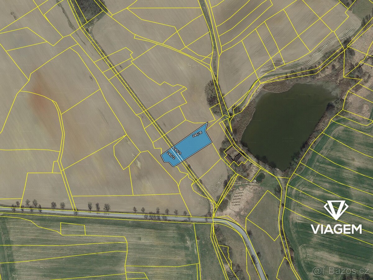 Pole 2 680 m² - 4