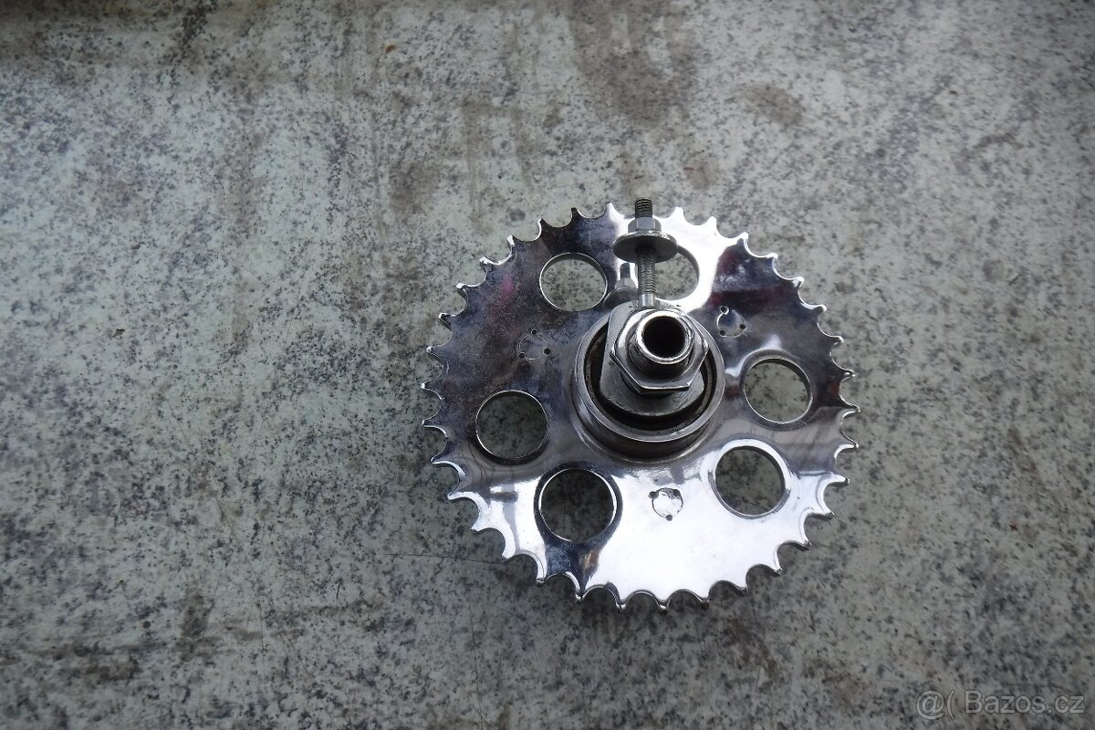 Moped- vidlice,výfuk, zadní vidlice,zapal.,rozeta,vahadla, - 4