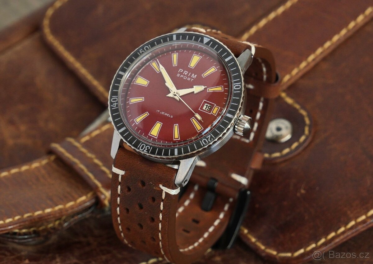 PRIM SPORT 1 červené s bílou lunetou - 4