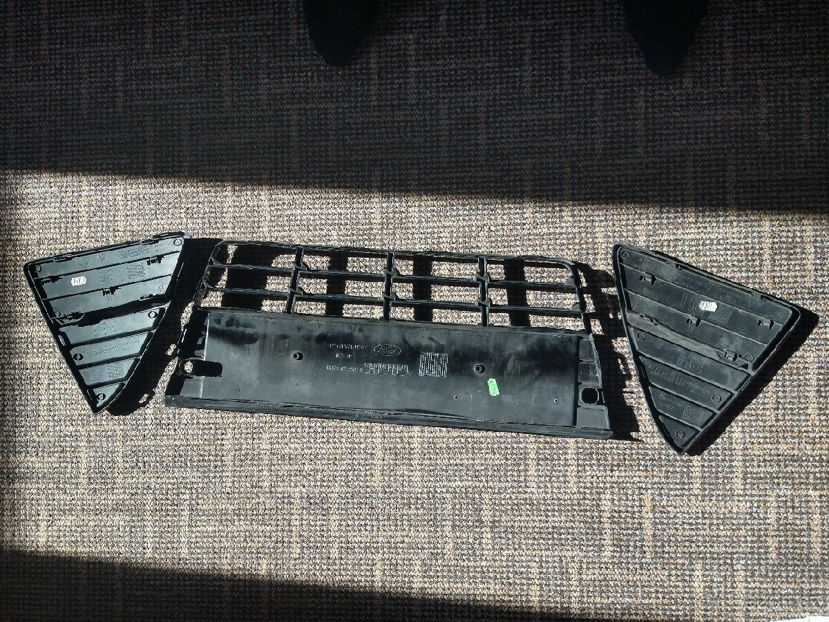 Kompletní sada mřížek do nárazníku Ford ORIGINÁL - 4