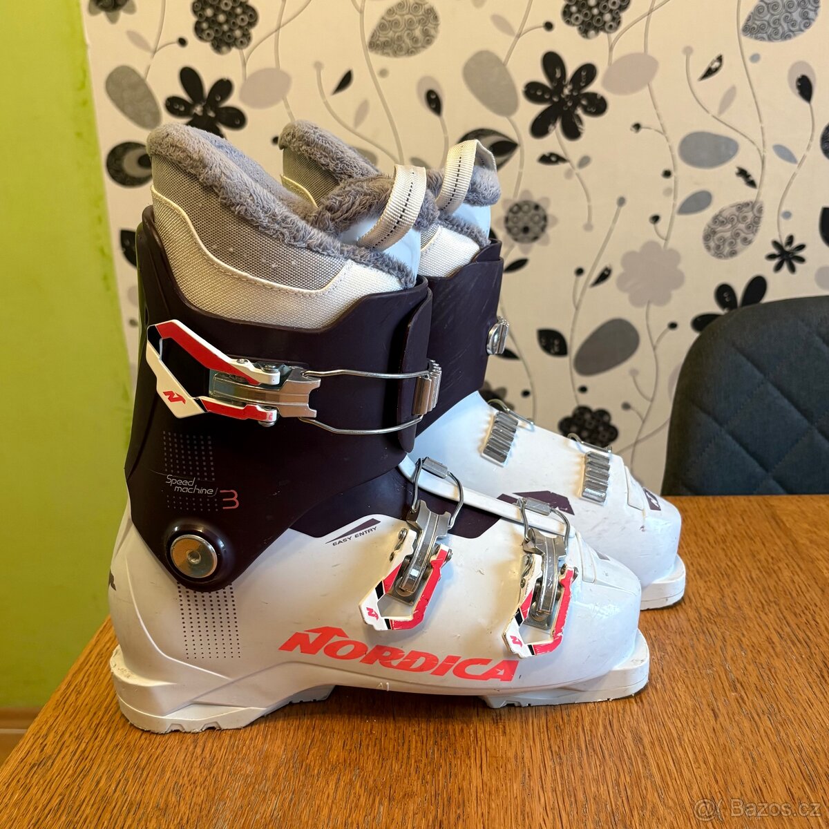 Lyžáky Nordica a lyže Atomic - 4