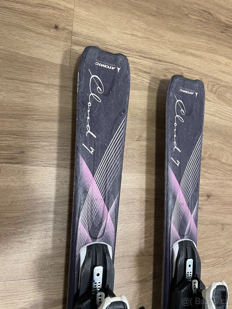 Dámské carvingové lyže Atomic - 4
