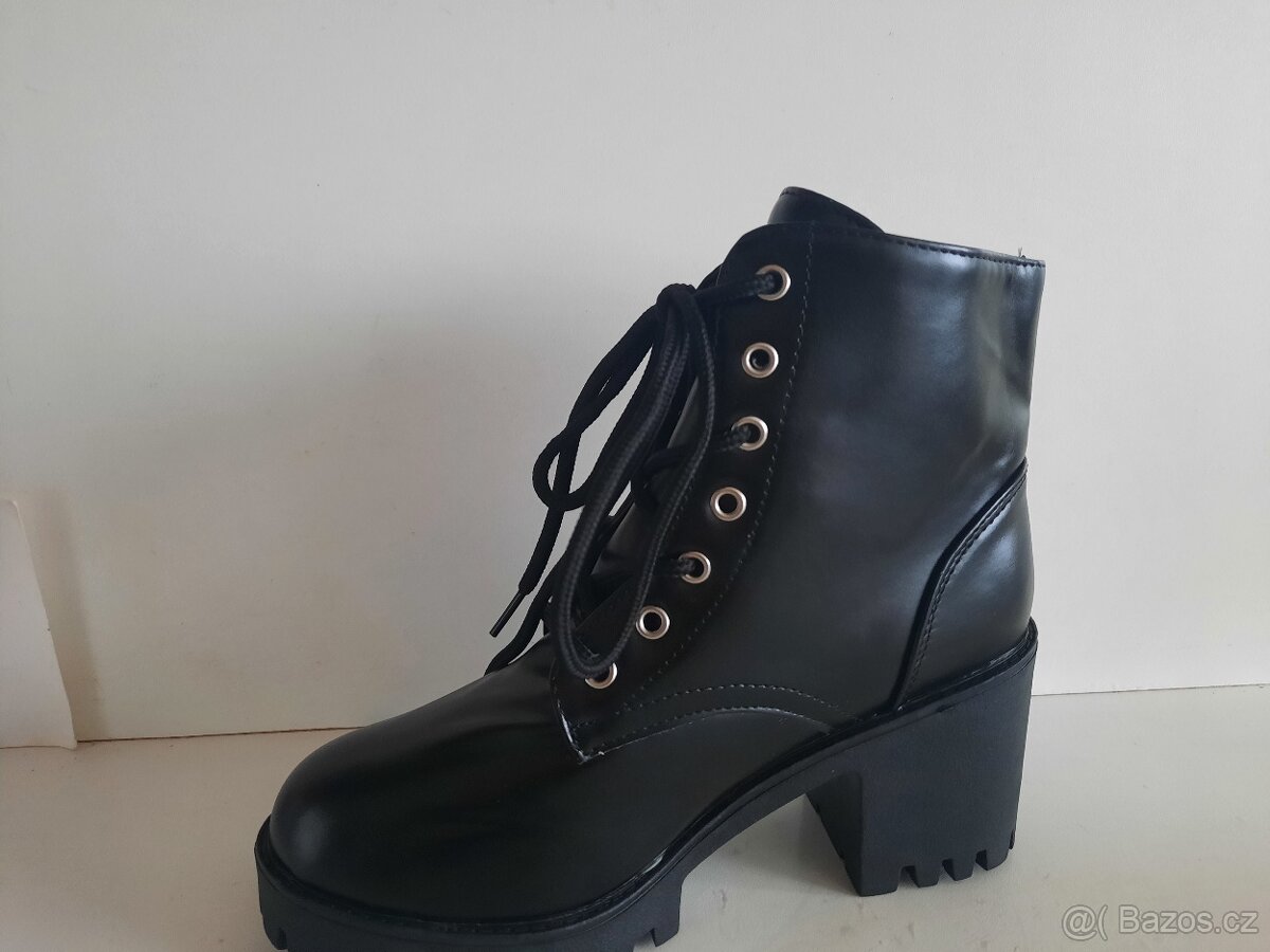 Boty - 4
