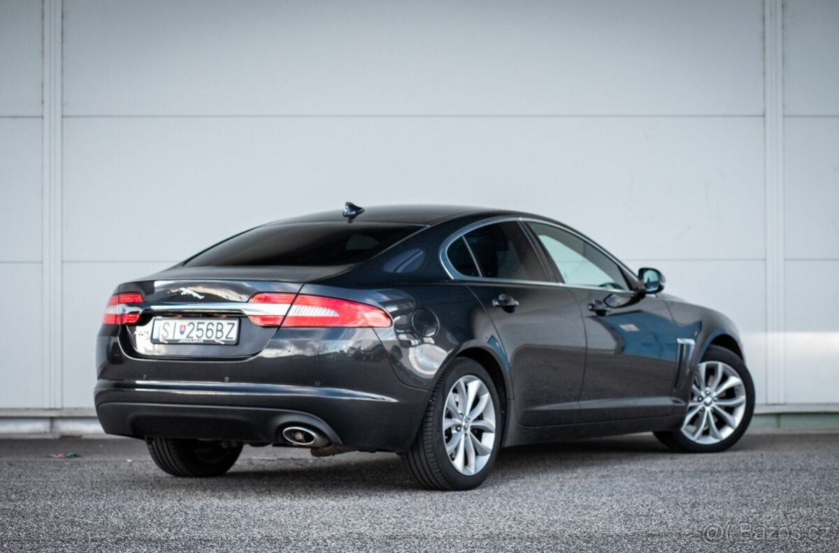 JAGUAR XF 2.2 147kW Luxury 2013 - 4