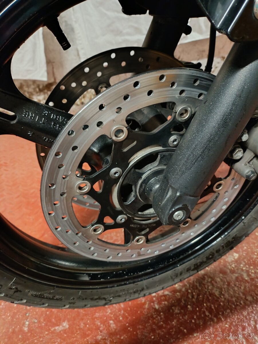 Suzuki v strom Dl 650 - 4