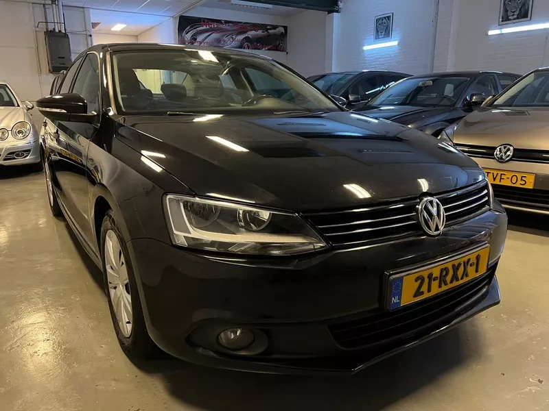 VW JETTA 1.2 TSI TOP STAV 2011 - 4