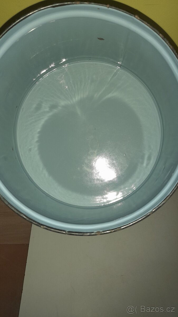 Nádobí fasky kýble - 4