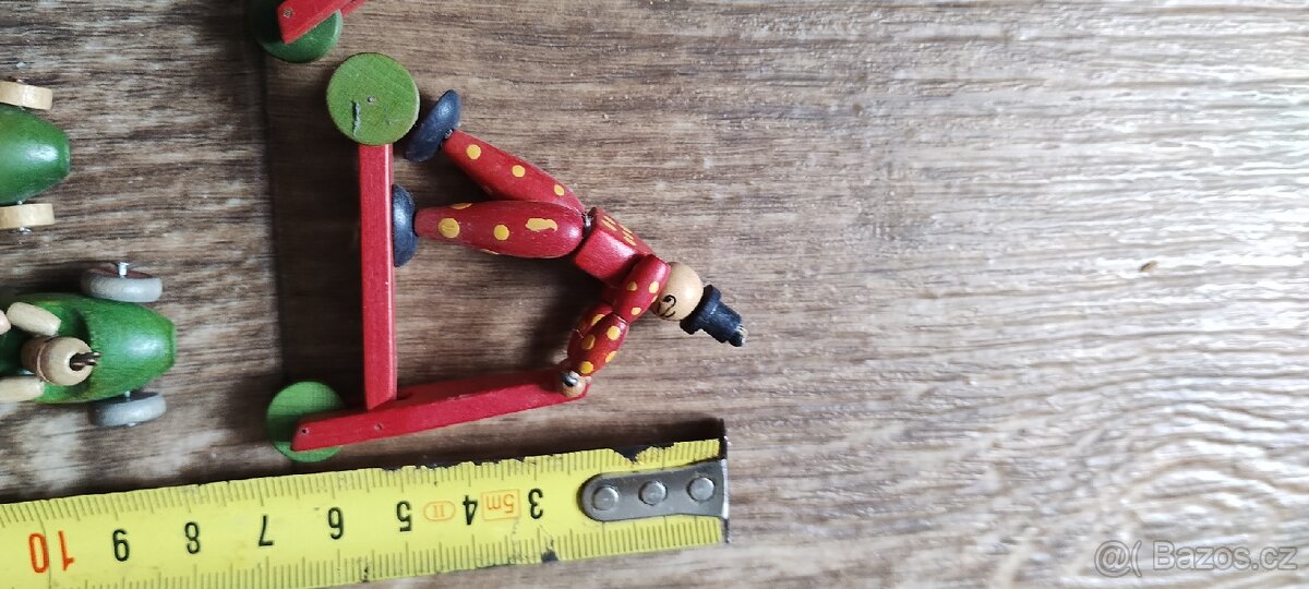 Dřevěné figurky a autíčka - 4