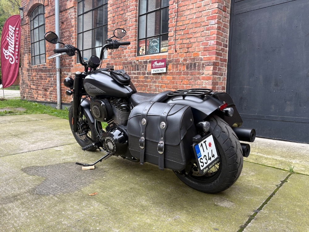 Indian Chief Bobber Dark Horse - 4