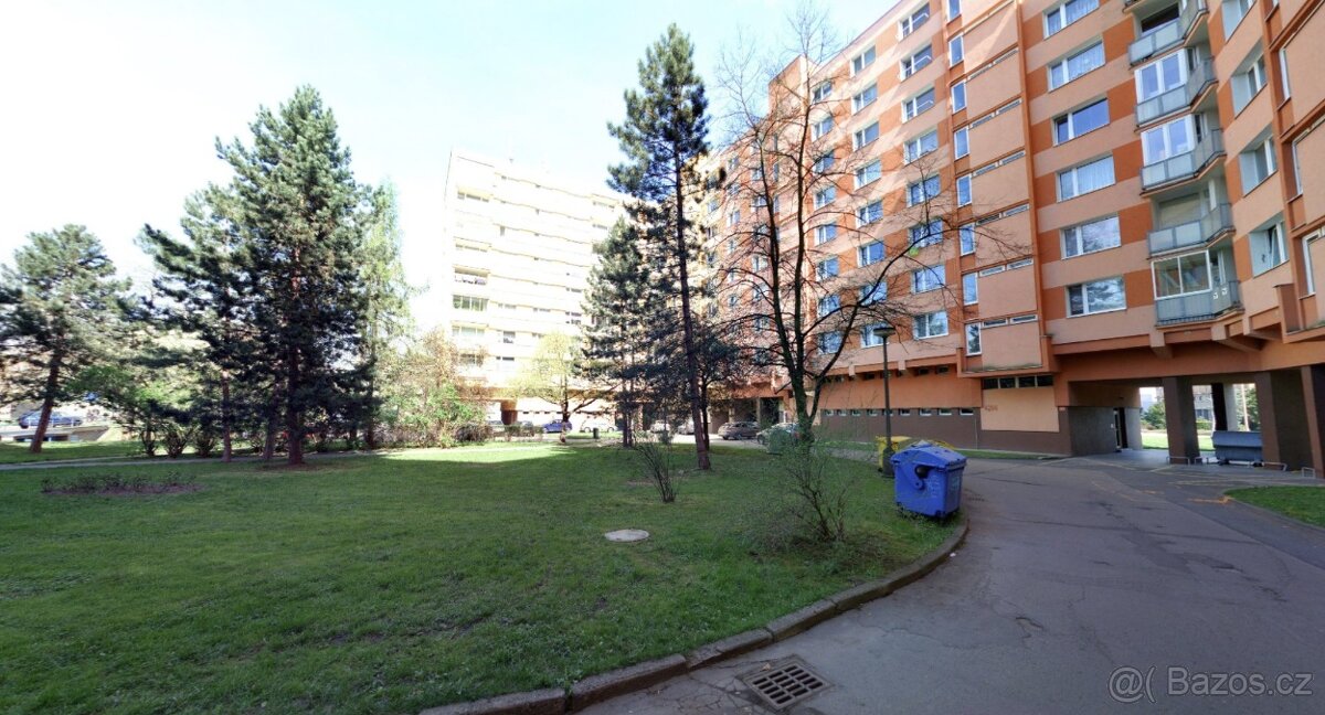 Pronájem bytu 2+1 51m², ul. Bezručova, Chomutov - 4
